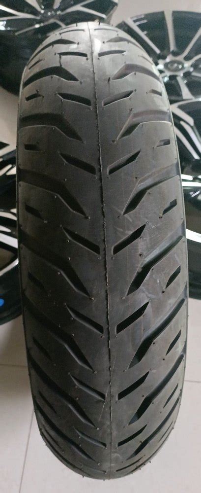 Michelin Pilot Street 2 Size 140 60 17 M C 63p At 4100 Piece In Indore