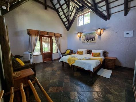 Grassland Safari Lodge Accommodation In The Central Kalahari Botswana