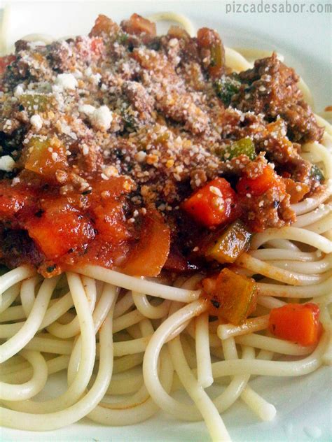 Spaguetti O Pasta A La Boloñesa Bolognesa Pizca De Sabor