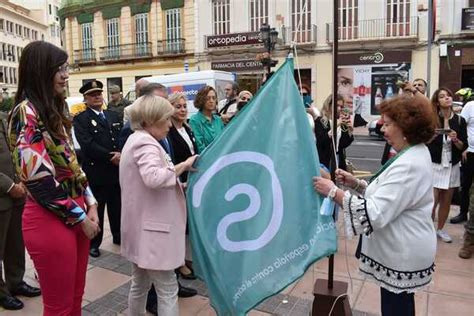 La Asociaci N Contra El C Ncer De Melilla Iza La Bandera En La Lucha