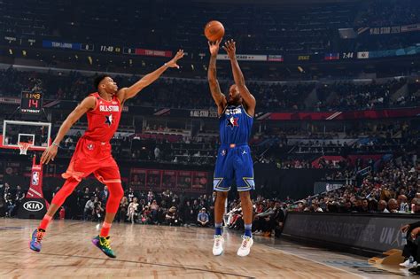 Lakers News Kawhi Leonard Wins First Ever Kobe Bryant Nba All Star Game Mvp Award Silver