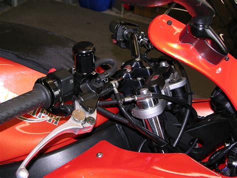 Modifica Manubrio Alto Kit Completo Con Riser Mm Per Triumph Sprint