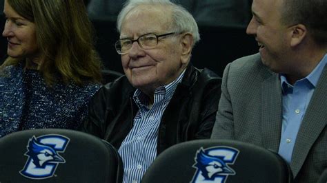 Warren Buffetts Firma Berkshire Hathaway Setzt Auf Den Chiphersteller