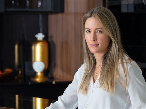 Cristina and her partner impact the celebrity news cycle 27