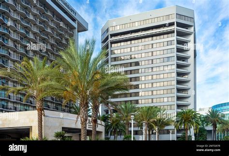 Anaheim Ca Usa November Exterior Of The Marriott Anaheim