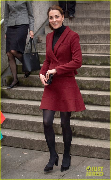 Kate Middleton Visits Neuroscience Lab at University College in London ...