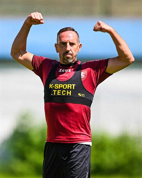 Su Retiro Anuncia Franck Ribéry