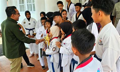 Raih Prestasi Level Nasional Bupati Eka Putra Apresiasi Taekwondo