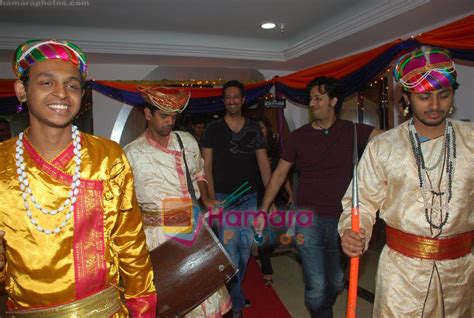 Salim Merchant Sulaiman Merchant At Radio City S Musical E Azam In