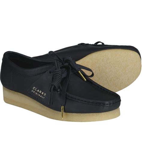 Wallabee Clarks Originals Retro Leather Shoes In Navy