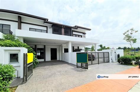 Gated Guarded Freehold Double Storey Sg Merab For Sale Rm By