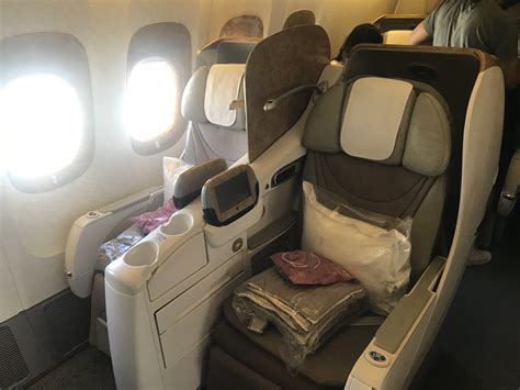 Emirates Business Class Boeing 777 300er