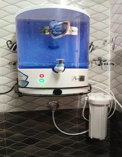 Blue Puroflo Water Purifier For Domestic Capacity 9L At 10500