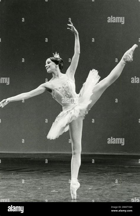 Italian Ballet Dancer Anna Razzi Italy 1990 Stock Photo Alamy