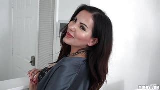 Vivienne Wynter Gets The Butt Plug In Her Ass Porn Movies Movs