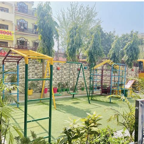 New Arya Public School