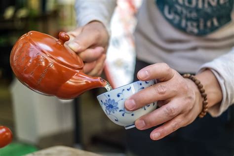 Eating Well and Meeting the Locals on a Tokyo Food Tour