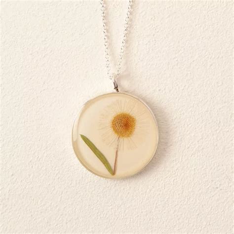 Birth Flower Necklace Flower Necklace Uncommon Goods