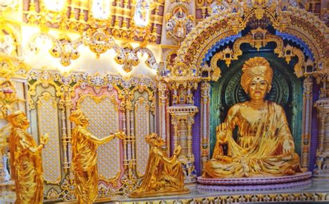 akshardham murti photo