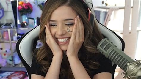 Pokimane Watches A Stripper In Cyberpunk 2077 Youtube