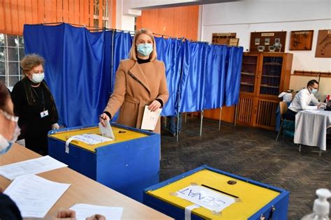 Foto La Vot Cu Prefectul Mara Tog Nel Stiri Din Mures Stiri Targu