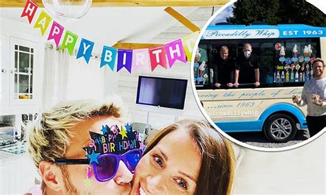 Olly Murs Enjoys Fun Filled Th Birthday In Lockdown Including Use