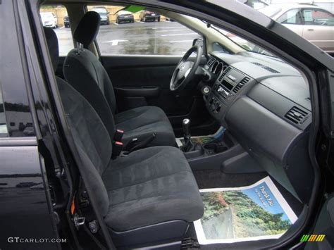 2009 Nissan Versa 1.6 Sedan interior Photo #52146985 | GTCarLot.com