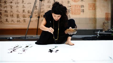 Meet Aoi Yamaguchi The Japanese Master Calligrapher Expanding The Form