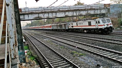 Mumbai Ltt Prayagraj Ac Duronto Express Picture Video Gallery