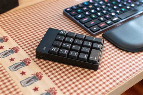 You Might Need A Numpad On The Left Side Of Your Keyboard Heres Why