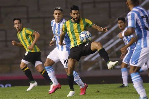 Racing la pasó mal pero se lo dio vuelta a Aldosivi