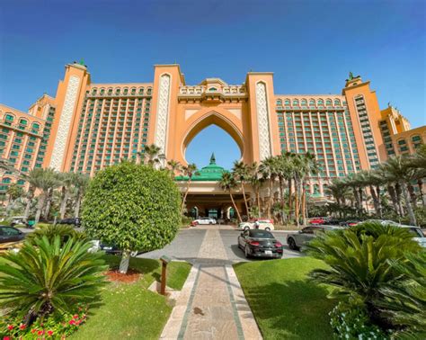 Hotel Review: Experience Luxury at Atlantis The Palm, Dubai