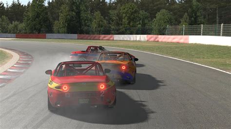 IRacing Race 1050 Bonus Crash Mazda MX5 Cup Spa Classic Pits 2 50