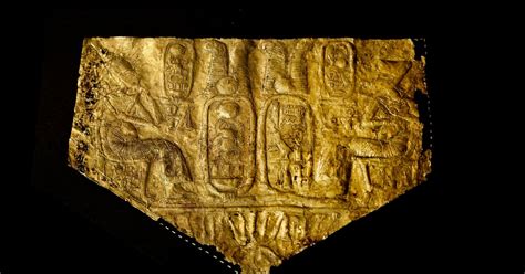 Egypt displays previously unseen King Tut artifacts | The Seattle Times