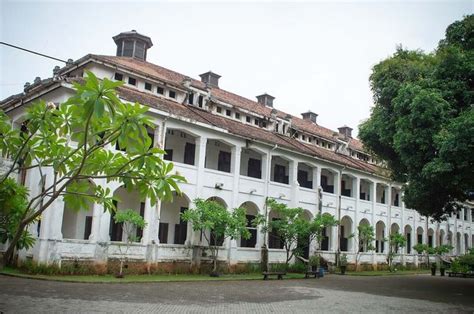 Tempat Wisata Lawang Sewu Di Semarang Ini Rute Hingga Harga Tiket Bobo