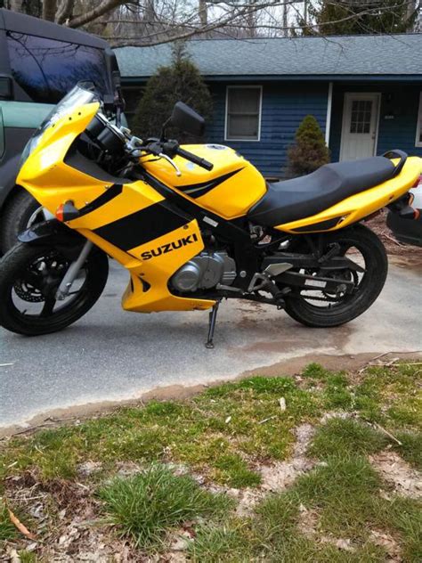 Buy 2004 Yellow Suzuki Gs 500 Motorcycle On 2040motos