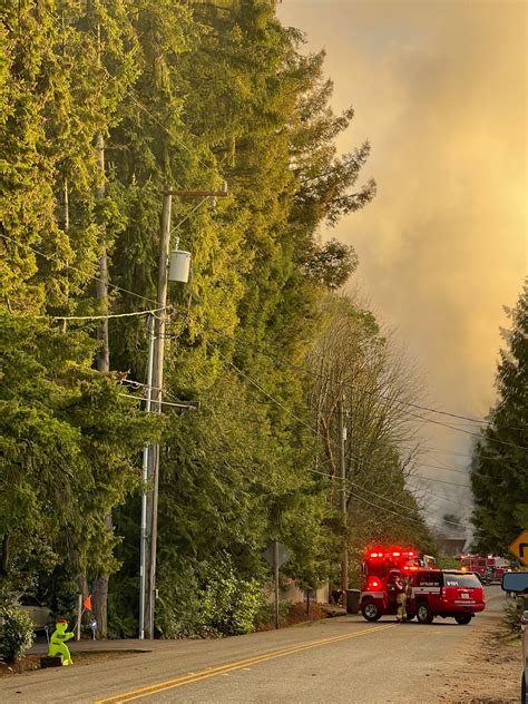 Shoreline Area News: Residential structure fire in LFP sends smoke