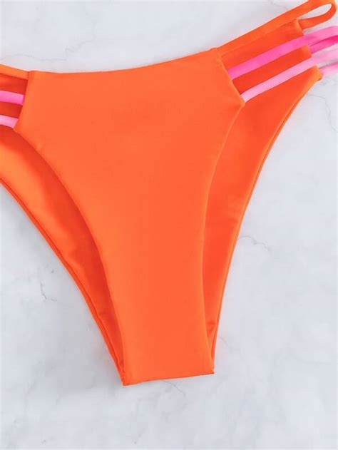 Is That The New Color Block Bikini Set Cut Out Halter Wireless Bra