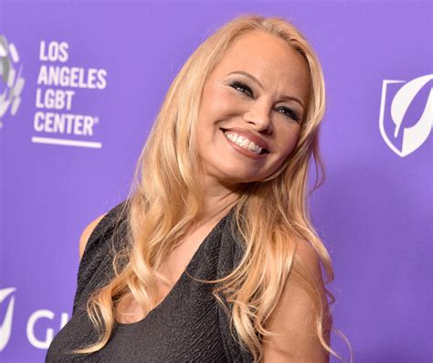 Pamela Anderson Stalker Broke In And Wore Baywatch Swimsuit