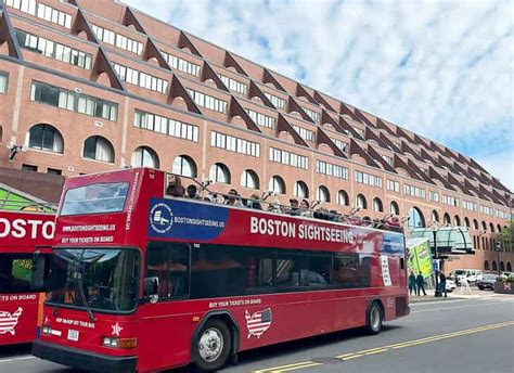 Boston: Hop-on Hop-off Boston Sightseeing Tour with 24 Stops | GetYourGuide