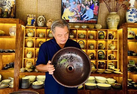 nghe nhan pham  anh nghe nhan gan lien voi bo hong sa