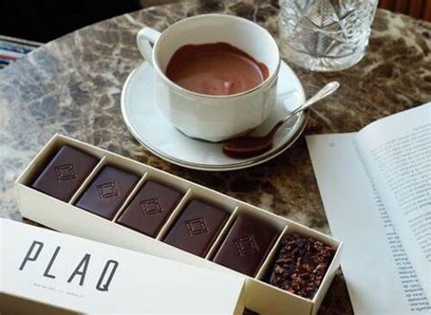 commerce plaq  paris fooding