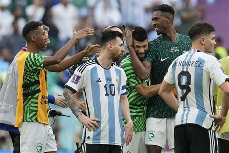 Arabia Saudita Sorprende Y Vence A Argentina