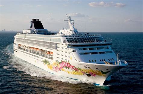 Norwegian Sky Ship Stats & Information- Norwegian Cruise Line Norwegian Sky Cruises: Travel Weekly