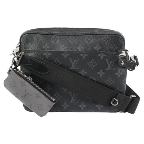 Louis Vuitton Black Monogram Eclipse Trio Messenger Crossbody Bag 114lv3 For Sale at 1stDibs ...