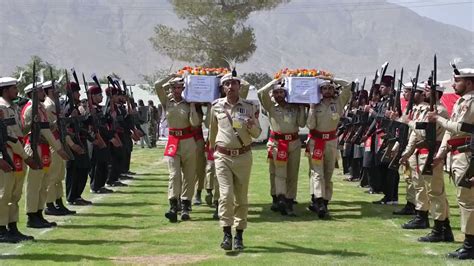 Pakistan Armed Forces On Twitter Later COAS Visited Families Of