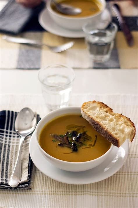 Receita de sopa de castanhas e abóbora assada tão boa