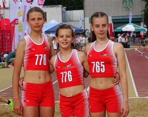 Lekkoatletyczne czwartki Laura i Amelia z rekordami życiowymi