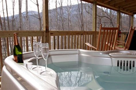 Top Romantic Cabins In North Carolina With Hot Tubs Cabin Trippers