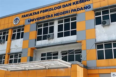 Universitas Terbaik Di Padang Versi Unirank Tahun Bagus Mana